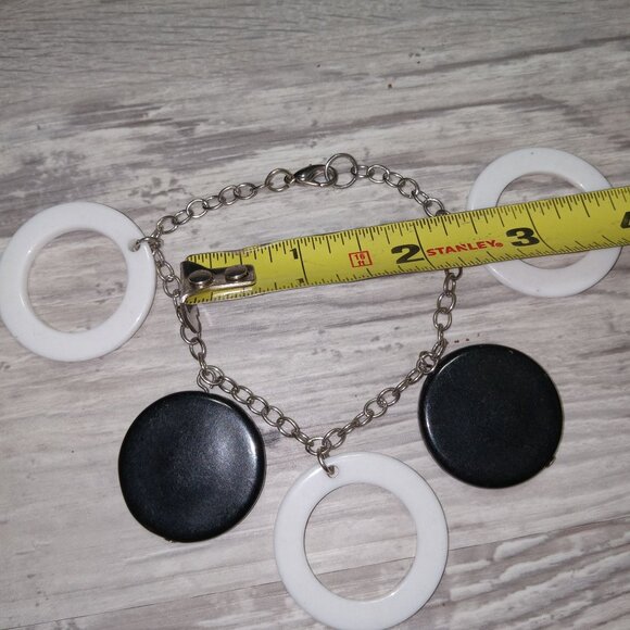 Vintage Bracelet Black & White Acrylic Circle Link With Chain Clasp Art Deco - Picture 2 of 5